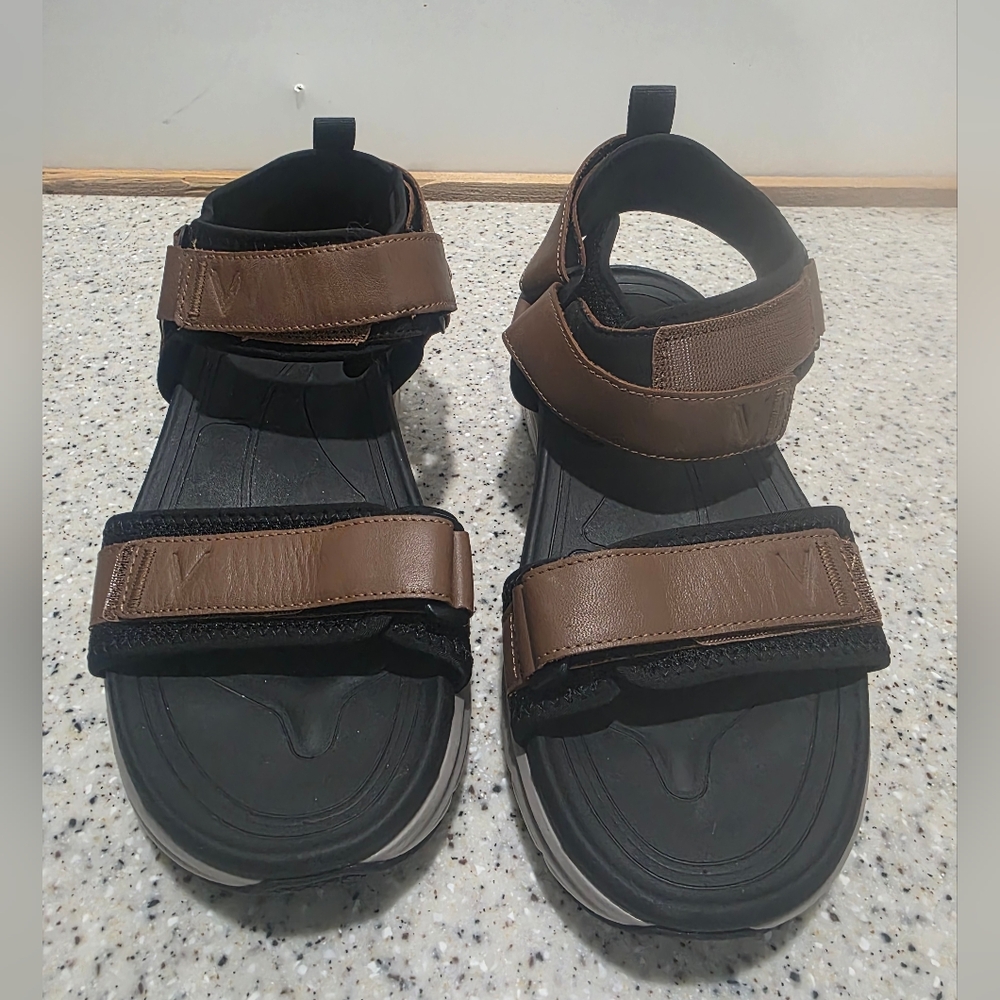 Vionic Walk Max Wanderer Sandal Mens Size 8